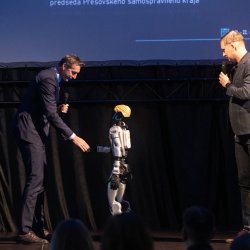 Konferencia: Robotika - AI - Elektrotechnika - Priemysel 5.0 - PRIEMYSEL 21. STOROČIA V INOVATÍVNEJ ROBOTIKE A ELEKTROTECHNIKE