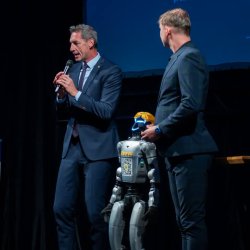 Konferencia: Robotika - AI - Elektrotechnika - Priemysel 5.0 - PRIEMYSEL 21. STOROČIA V INOVATÍVNEJ ROBOTIKE A ELEKTROTECHNIKE