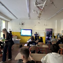 🔐 Bezpečne online – rovesnícke workshopy o nástrahách internetu
