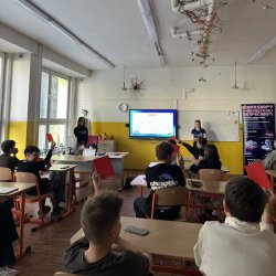🔐 Bezpečne online – rovesnícke workshopy o nástrahách internetu